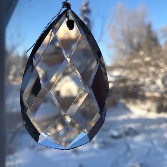 SHINE BRIGHT LIKE A DIAMOND 💍 Vintage Crystal - Picture 1 of 10